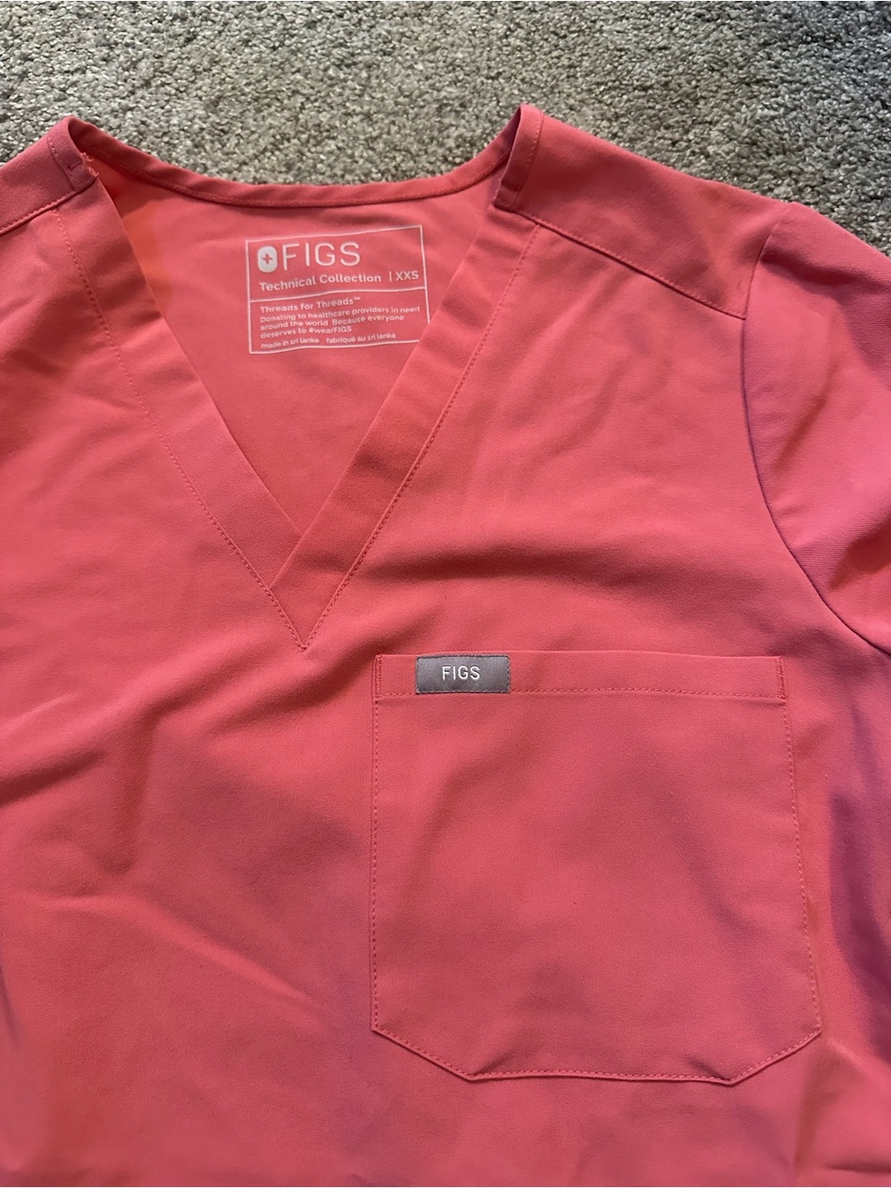 FIGS womens set in Coral